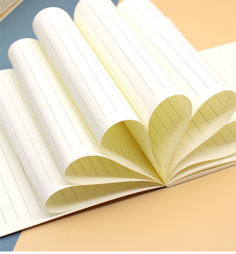 晨光加厚牛皮笔记本b5学生用英文网格作业本横线英语白纸a5空白稿纸