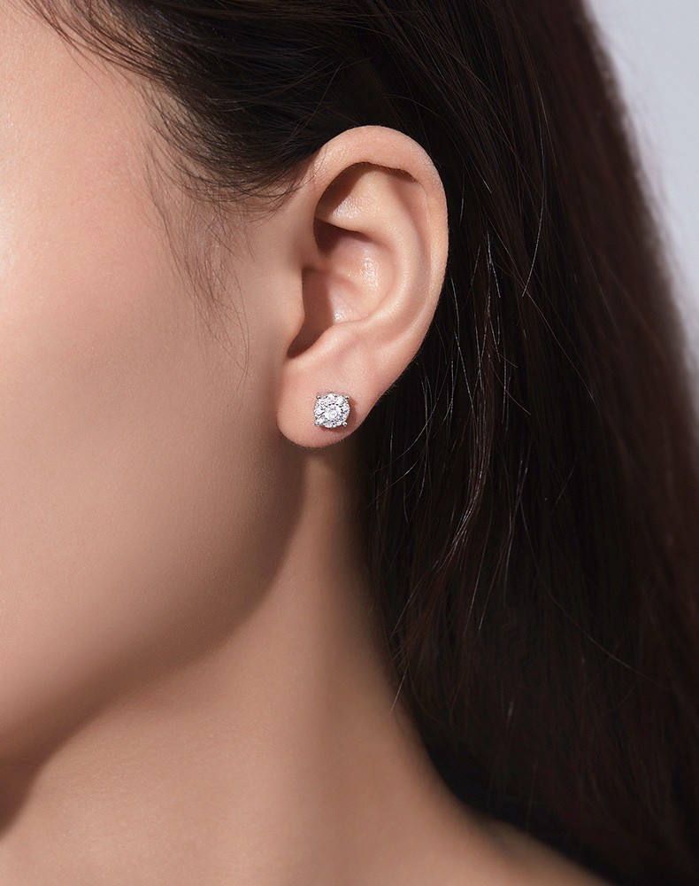 效果钻石耳钉白18k群镶钻石耳饰女送女友生日礼物现货50分效果共17分