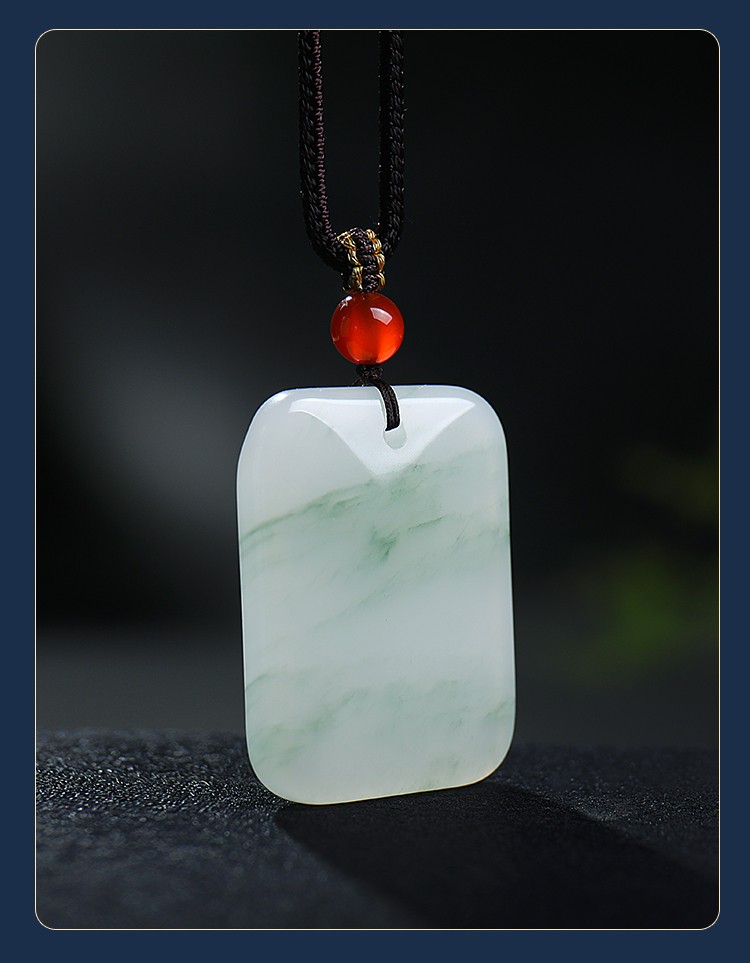 玉友天山翠吊坠飘绿平安无事牌男女款玉石挂件附送证书