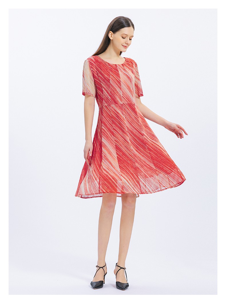 voa桑蚕丝乔其纱花色圆领短袖甜美风中长款小个子真丝连衣裙at701红底