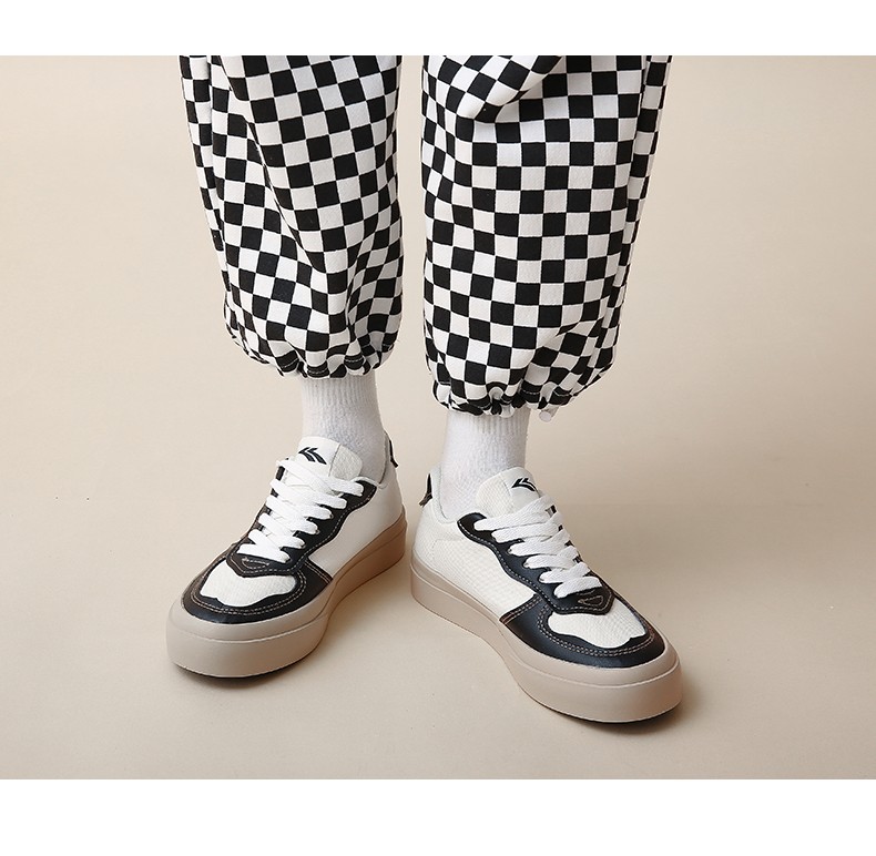 飞耀帆布鞋女韩版2022年春季新款低帮原宿风板鞋学生小白鞋ins时尚