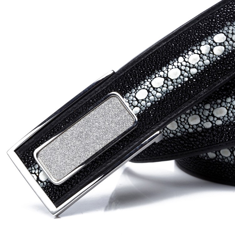 博迈伦品牌珍珠鱼皮皮带男奢侈品腰带商务百搭平滑扣男士裤带精美礼盒