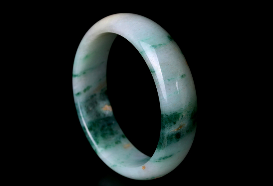 5mm 浅绿色翡翠糯种手镯 66.75克 惠石珠宝