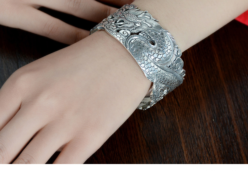s999足银手镯 手工银镯 浮雕纹龙银手镯 个性复古龙手镯 男女款银饰品