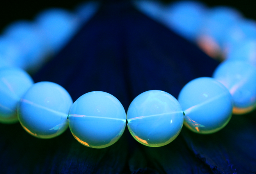 圆珠形通透高蓝蓝珀手链 13mm19.99克 【芯来电珠宝】