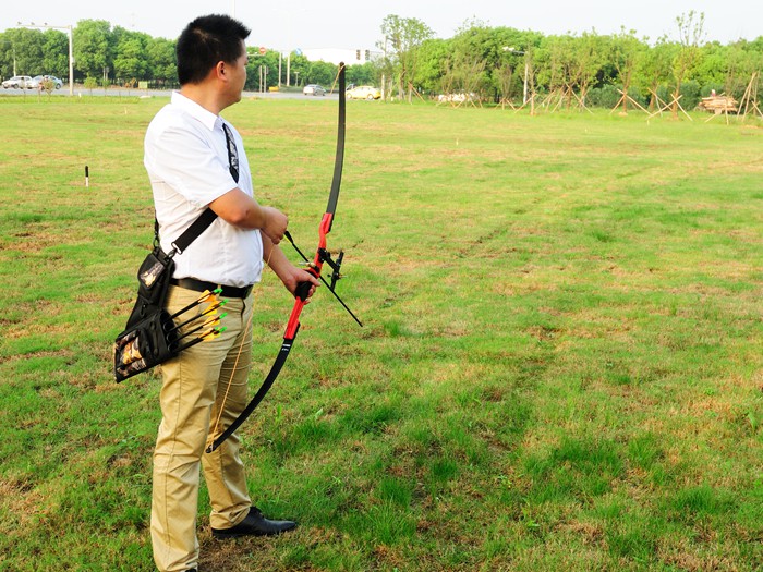 20㎏ 磅数:22(1磅=9两) 弓片:高强度玻璃钢 弓把:铸铝合金把 弓弦