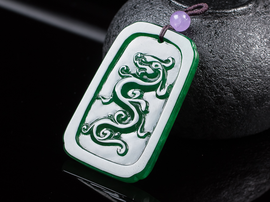 华鑫达珠宝 翡翠仿古龙吊坠 15.80g