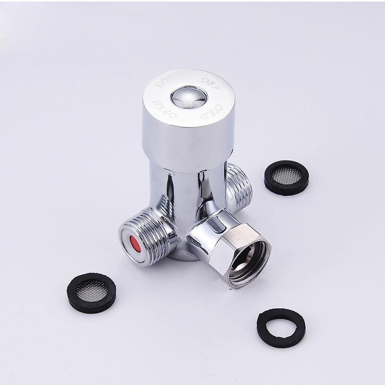芬驰铜三通角阀二进一出分水器混水阀热水器小厨宝供水给龙头可关水