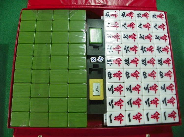 注意:不同地方的麻将玩法不同,本店 麻将规格齐全有38#40#42#44#46#的