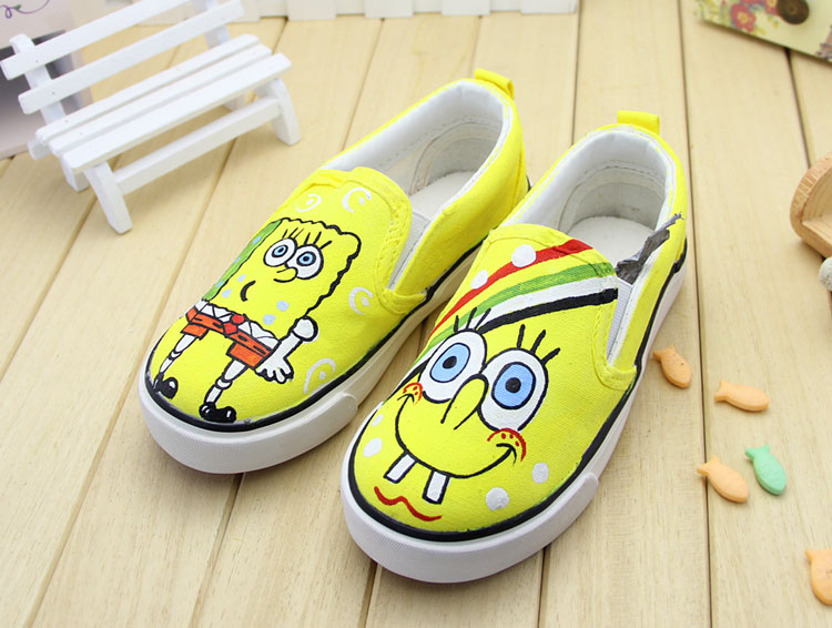儿童鞋 女童运动鞋板鞋低帮帆布鞋 2016春季卡通套脚懒人鞋海绵宝宝