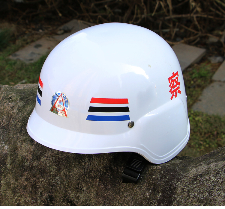 德式白色头盔 纠察执勤头盔 战术m88防爆防护工程塑料盔  徽 字