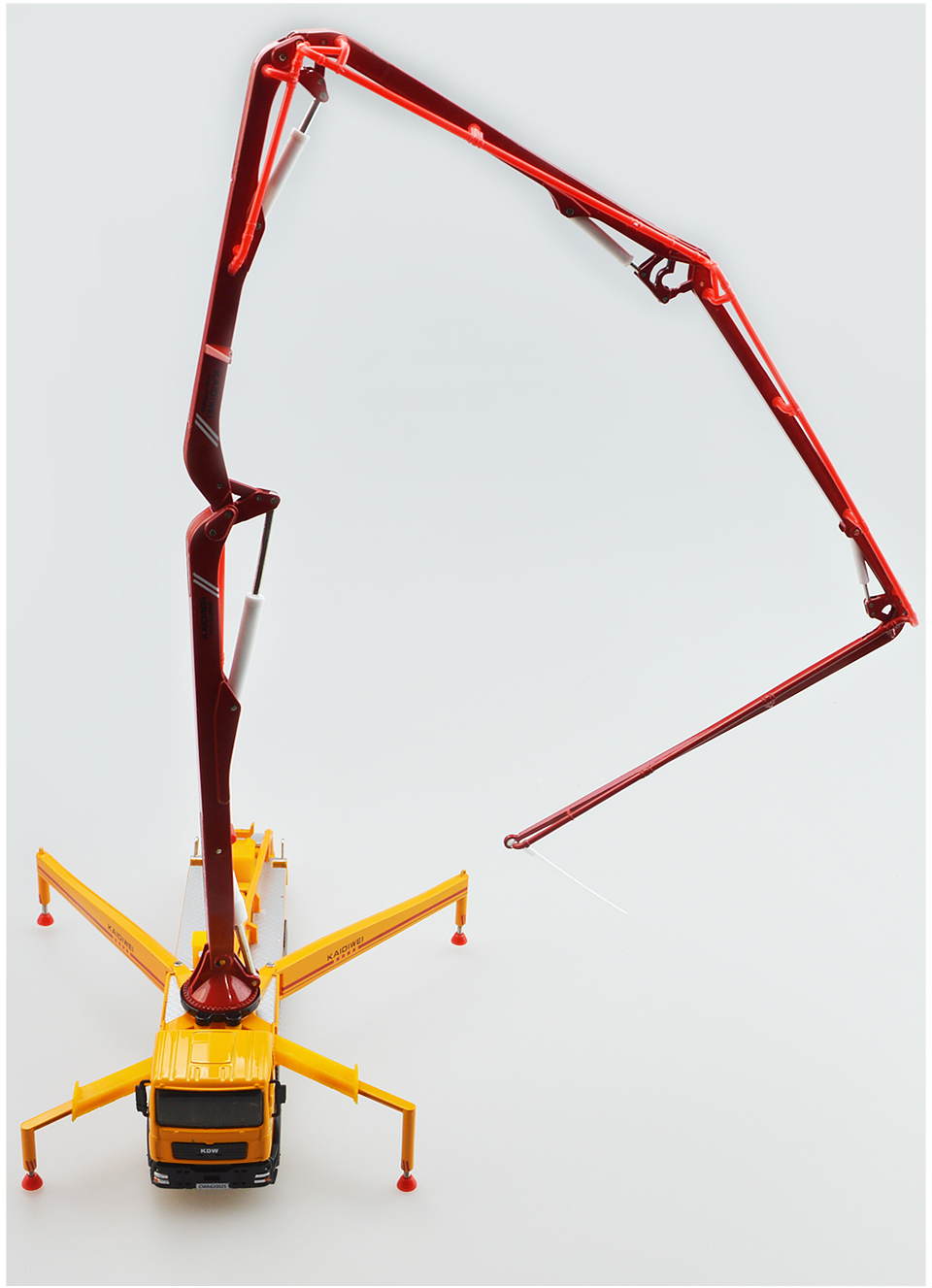 凯迪威合金混凝土泵车水泥搅拌车模型仿真金属工程车儿童玩具车男孩