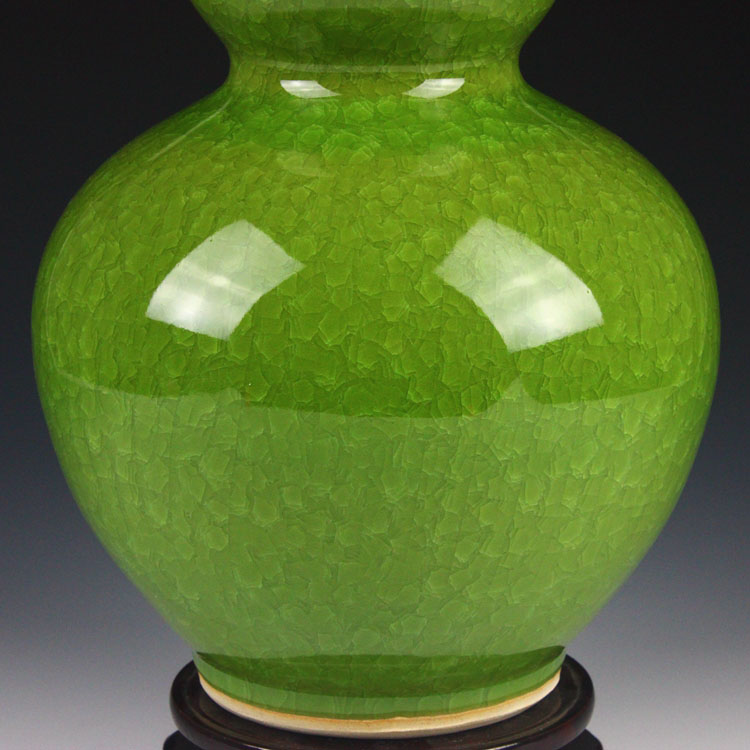 本品为高温绿色陶瓷,无铅,无镉,无辐射.