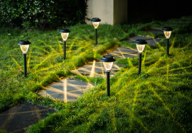 翰文新款太阳能灯户外led草坪灯家用庭院灯防水花园别