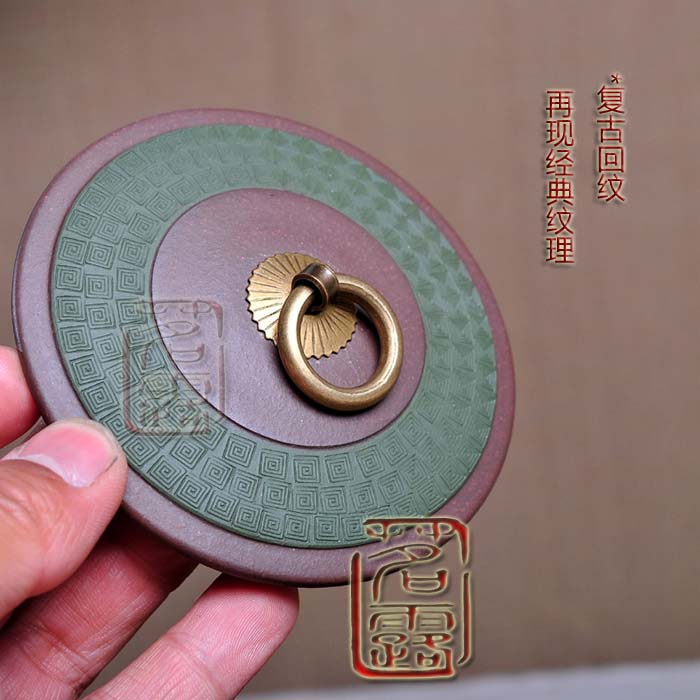 
                                                            茗露 宜兴紫砂茶叶罐 手工回纹醒茶罐 普洱罐 紫砂茶盒 宜兴紫砂茶叶罐 普洱罐醒 回纹雅罐 黄罐                