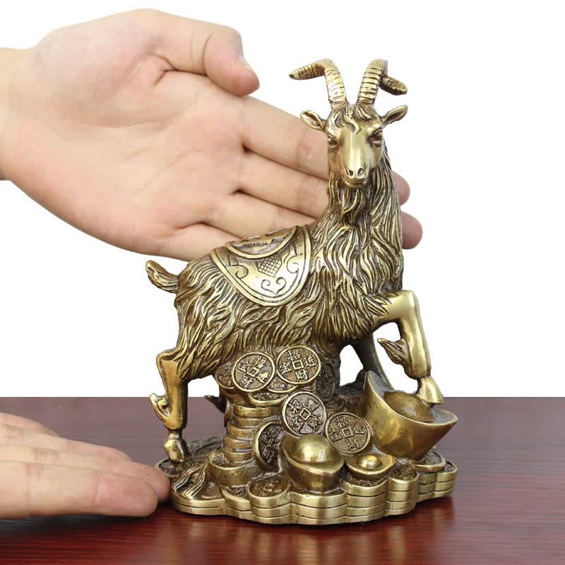 真全铜器纯铜羊黄铜羊踩元宝羊家居装饰工艺品摆件踩元宝铜钱羊
