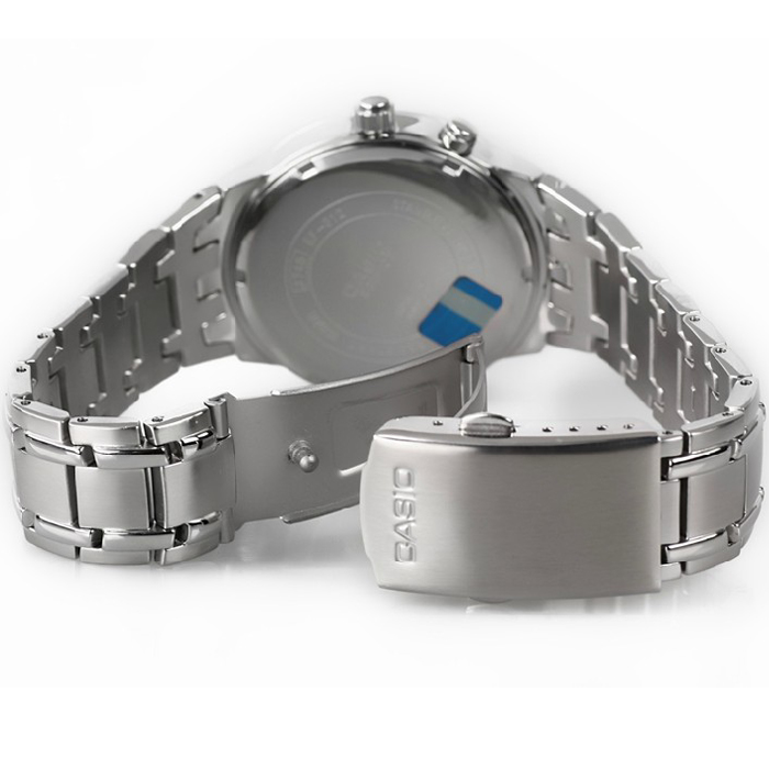 手表种类:男表 成色:全新 防水:100米 特殊功能:日历 表扣:折叠扣 表