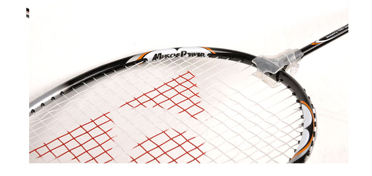 【商品详细】 球拍型号:mp-2 拍杆材料: 碳铝 重量: 2u(90-94.