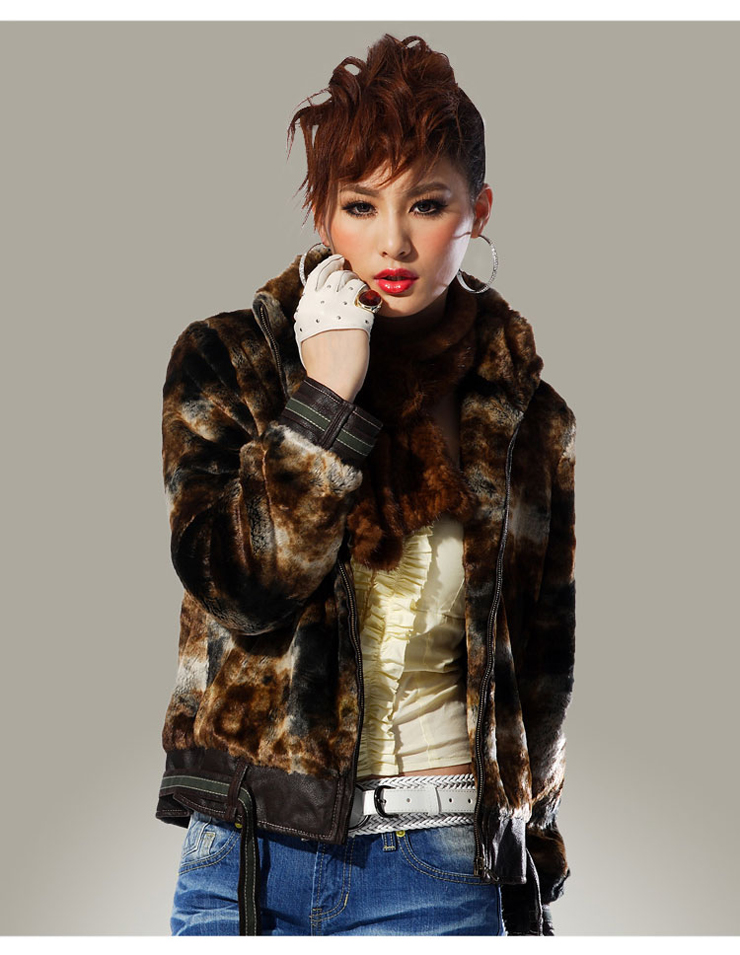 名称: 莱雪顿 时尚百搭 束腰 超仿水貂 渐变花 皮草外套62798 货号