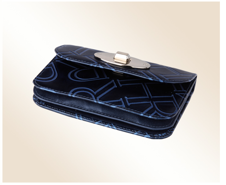 hr 赫莲娜时尚压花大logo女士中长款零钱包h6350-43932k2蓝色