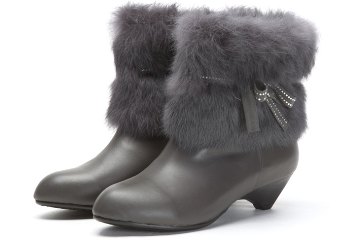 诗vanies 蝴蝶结系带兔毛短靴 秋冬真皮中跟女靴子 冬季清仓332524