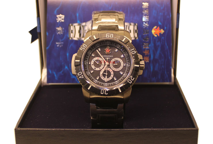 亮剑 航空钛金属光动能海军潜水表