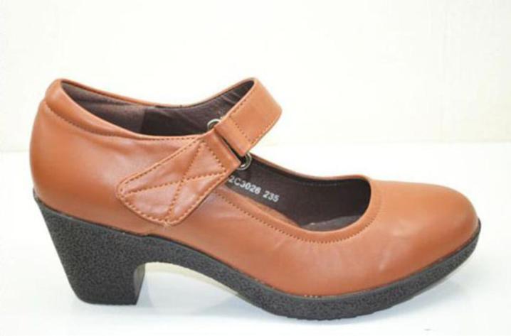 女鞋 高跟鞋 万里2013春款头层牛皮一体成型中跟女单.