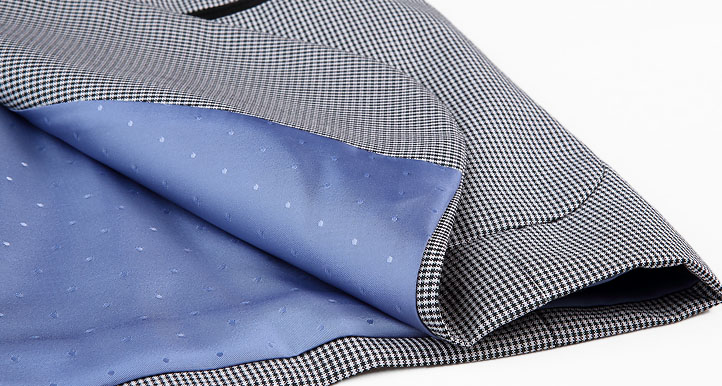 口袋: 经典贴袋设计简约美观