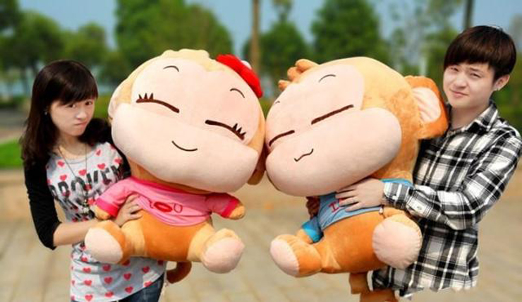 情侣款悠嘻猴公仔玩偶娃娃 毛绒玩具猴子 抱枕手捂七夕节礼物送女友