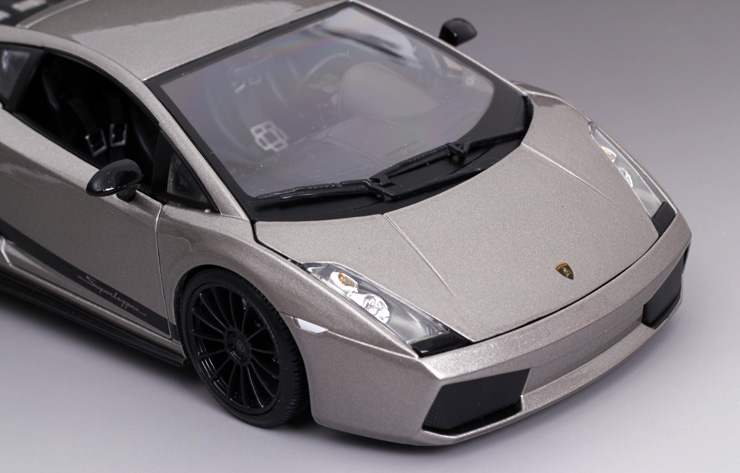 美驰图maisto1:18兰博基尼盖拉多轻量版系列仿真合金汽车模型玩具车