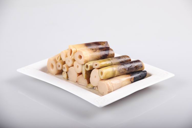 营养丰富,是我国的传统佳肴,尤其是冬笋,雷竹笋,早竹笋,哺鸡竹笋,高节