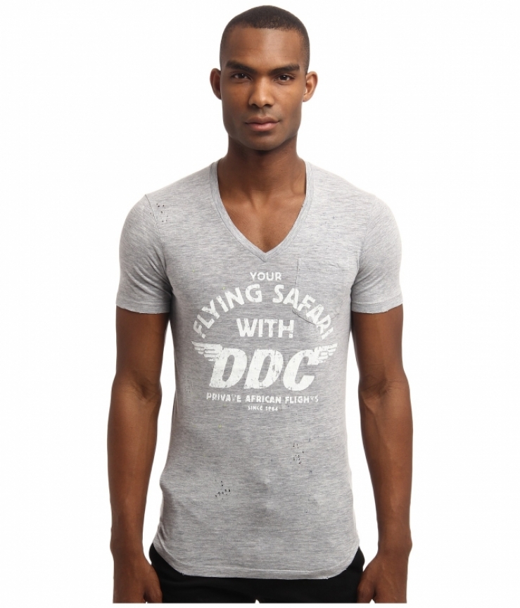 your keen fashion sense wherever you venture in this handsome