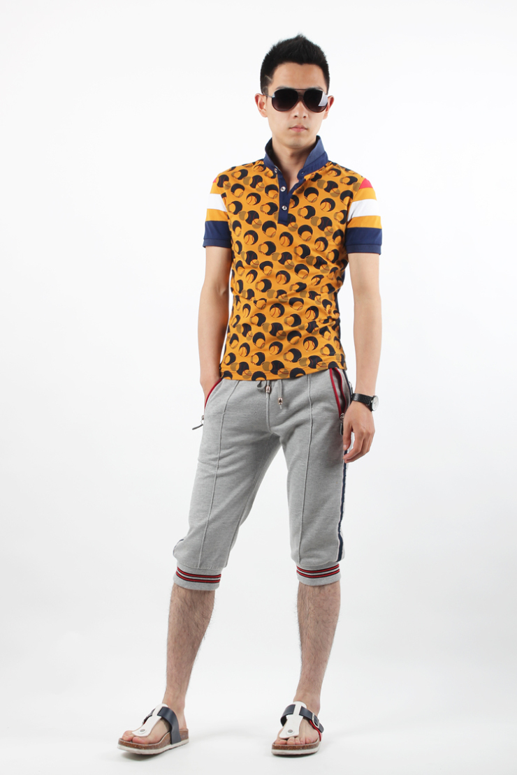 签约模特:mr.feng  身高:176厘米  体重:116斤(偏瘦)  穿:最小码