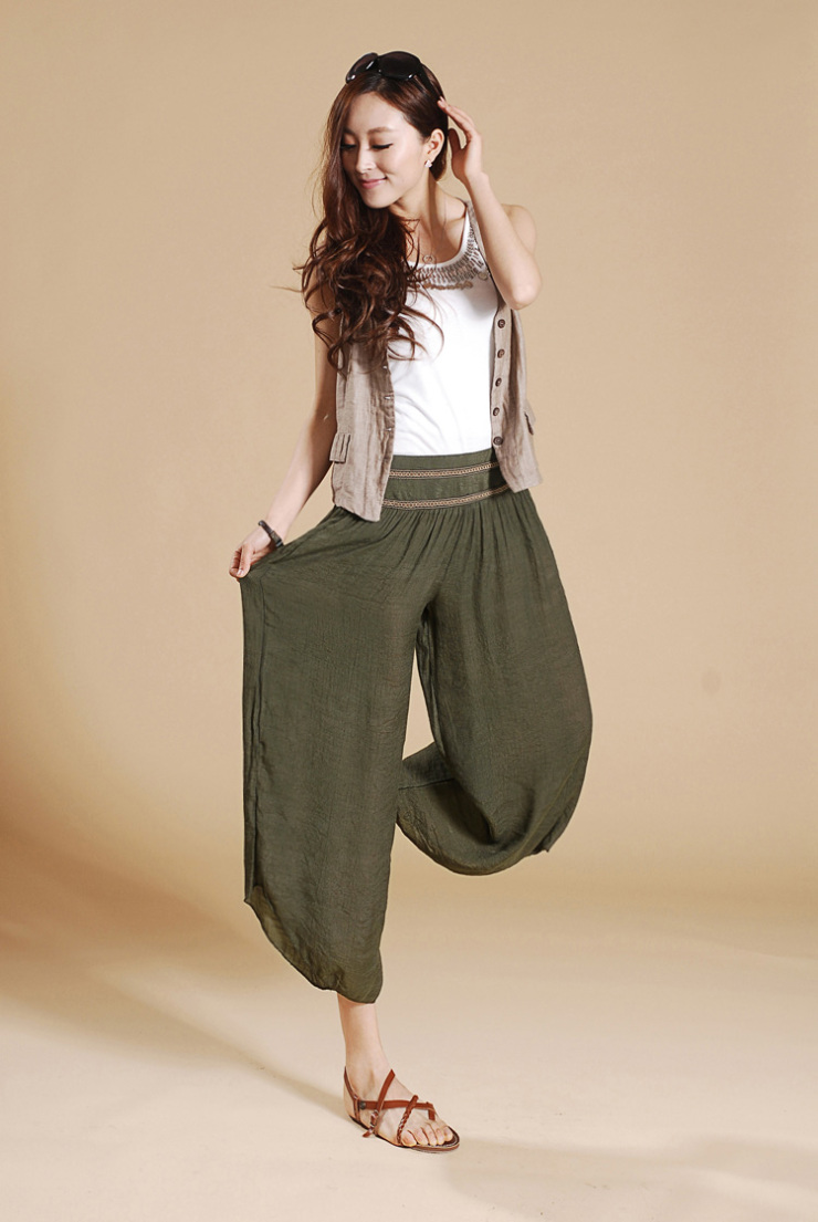 不规则甩裤 尺寸选购 均码:1尺8-2尺6(松紧腰头 )模特身高170穿着效果