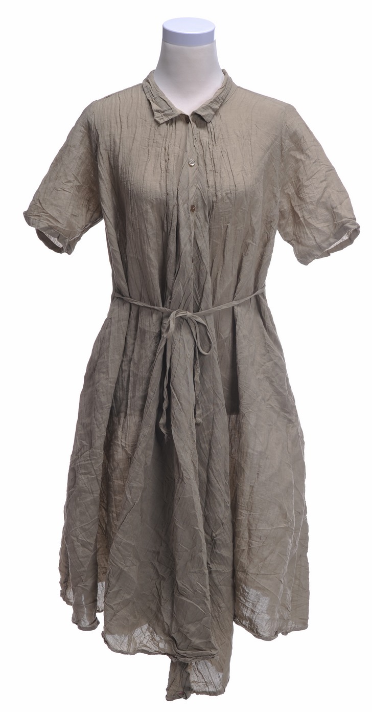 衣色色原创女装夏新款褶皱亚麻长款开衫多穿中袖披风d046 麻色 均码f