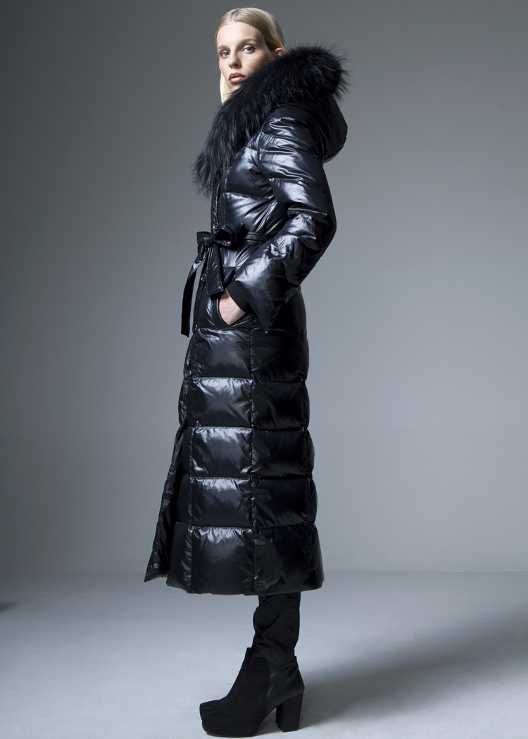 black&color 2014新款羽绒服女款中长款修身黑色连帽羽绒服 黑 常规袖