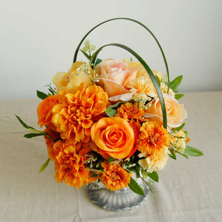 15cm*15cm*12cm 摆放位置: 客厅,餐桌,茶几,门厅,书架等 备注: 健康花