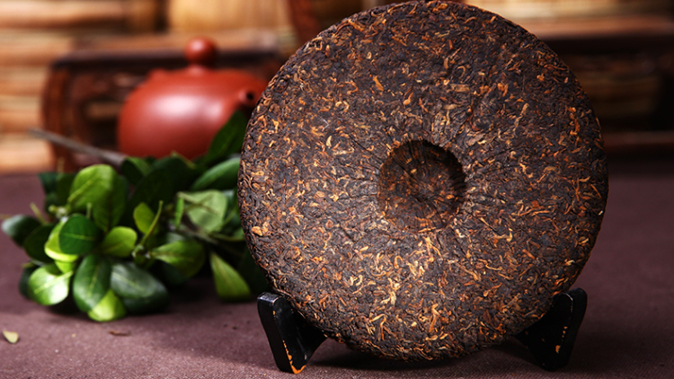 吉顺号 茶叶 4年陈饼 普洱茶 陈年 宫廷普洱 饼茶 熟茶200克/饼