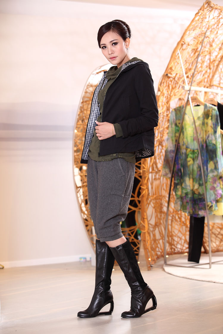 kavon卡汶女装 2013秋冬新款 连帽拉链简约舒适棉外套女k11se602 紫