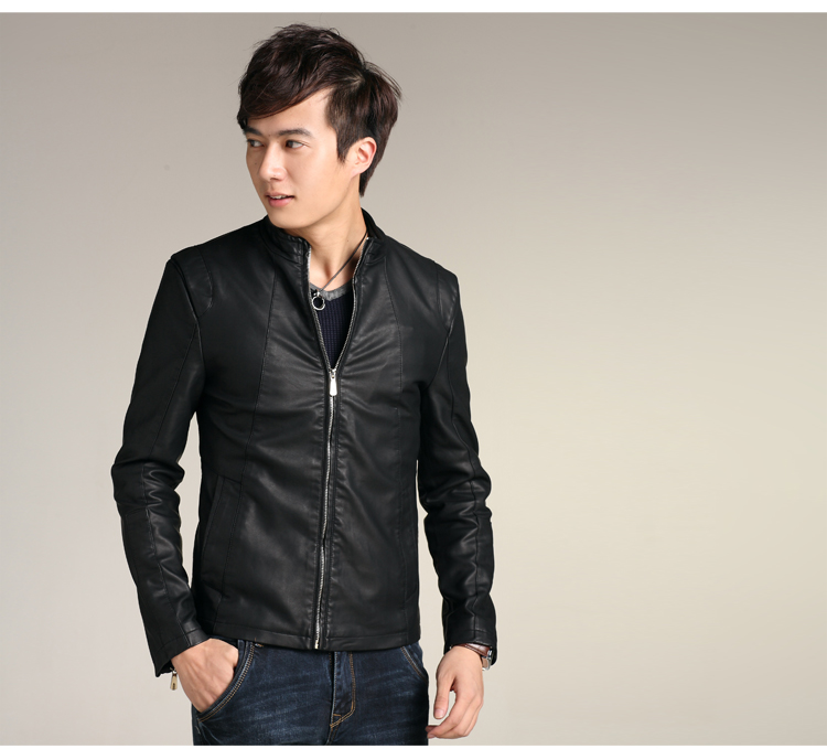 肩部采用拼接护肩设计,贴心细致,增加舒适感,提升整衣的设计感.