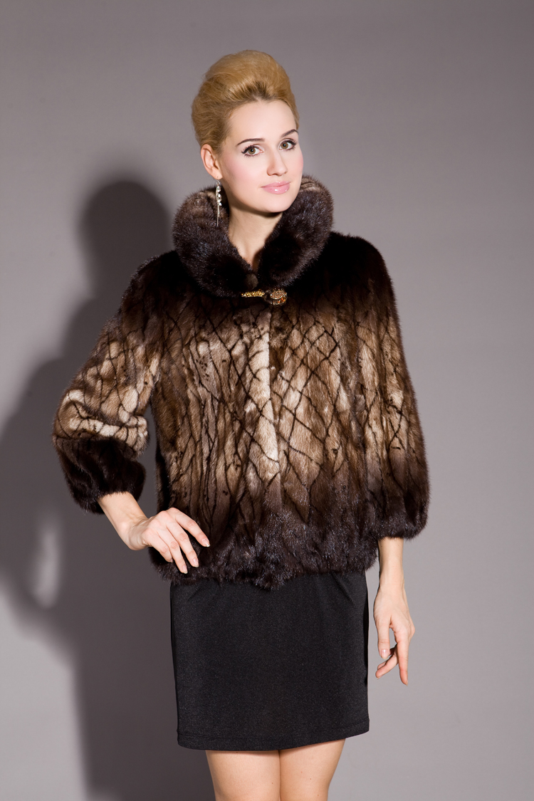 诺谰 水貂拼貂大衣皮草整貂皮短款裘皮秋冬新品女装外套特价s163 黑色