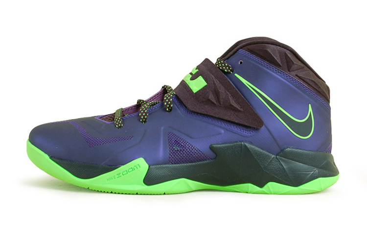 nike zoom soldier vii 詹姆斯士兵7代篮球鞋 599264-001 599264-100