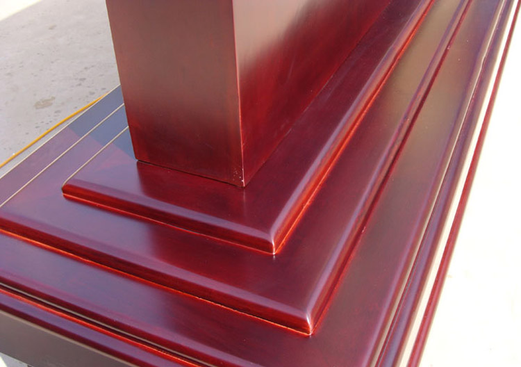 颜色 仿红木色(可以按客户要求上色喷漆,需要提供色板) 构造 分体