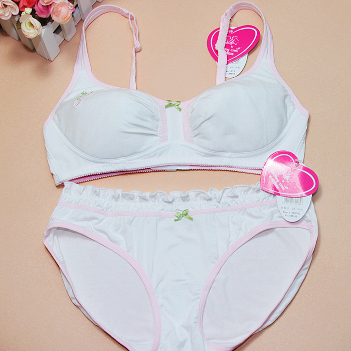 非常姊妹少女文胸学生内衣无钢圈舒适薄款纯棉白色70-85码ab杯 603