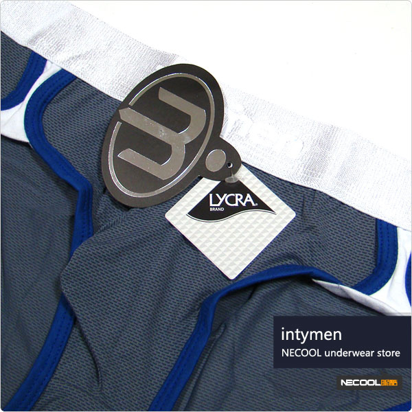 请注意,根据不同批次,部分商品带有 lycra 吊牌,并非每一个批次都带有