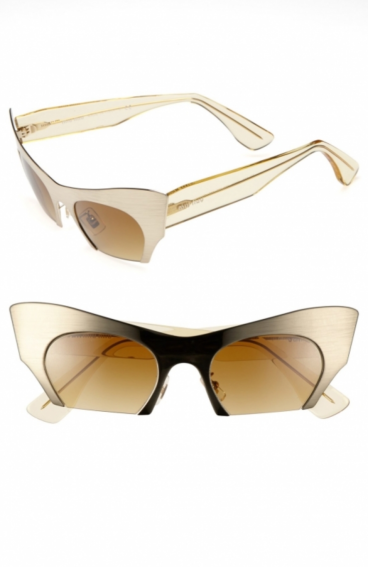 color : pale gold  dramatic cat-eye sunglasses with contrast