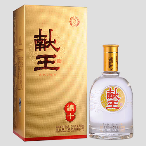 此水酿出的献王酒醇而有度,柔而不淡,令