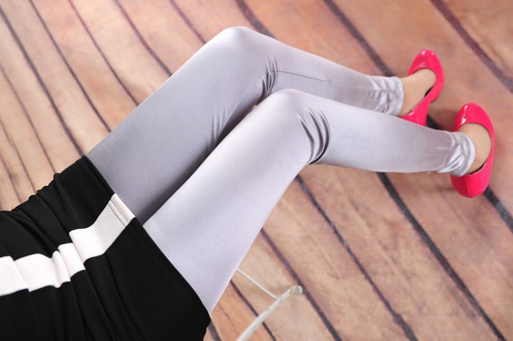 2014春新款 韩国版原单高档仿真丝绸缎 弹力小脚裤显瘦 九分打底裤