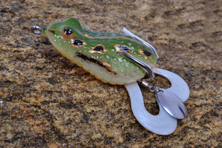 蛙身柔软,富有弹性,美国进口鹰爪钩钩子锋利!