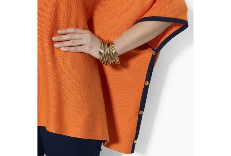 from an ultra-soft silk-and-linen blend and features shimmering